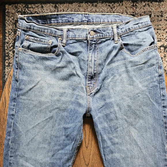 Levi's 502 Taper Dark Wash Jeans Size Men's 38x32 - Picture 4 of 13